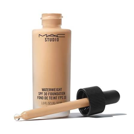 Base de maquillaje STUDIO WATERWEIGHT SPF 30 FOUNDATION NC37