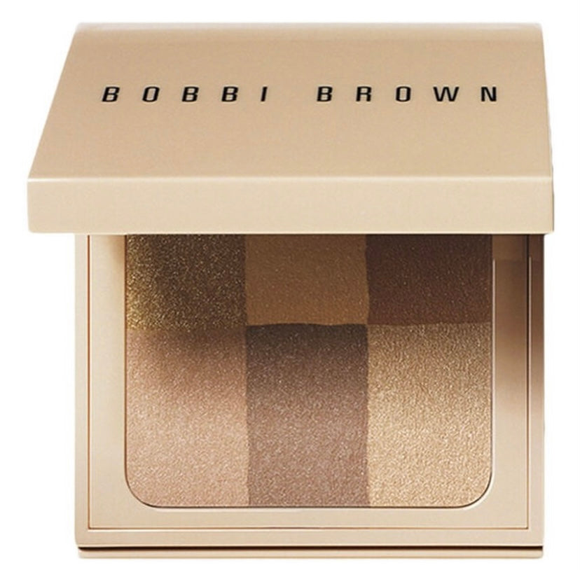 Polvo iluminador Bobbi Brown nude finish Buff