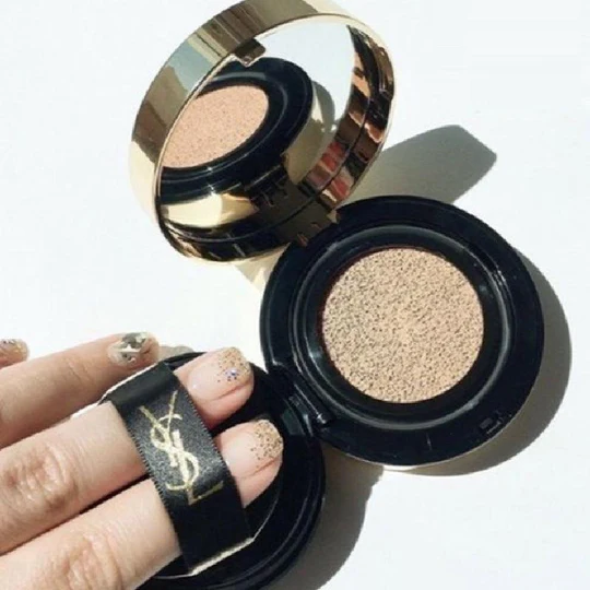 Base de Maquillaje en Almohadilla YSL Cushion Encre de Peau Le Couture SPF 23 PA++ (Mini) 5g