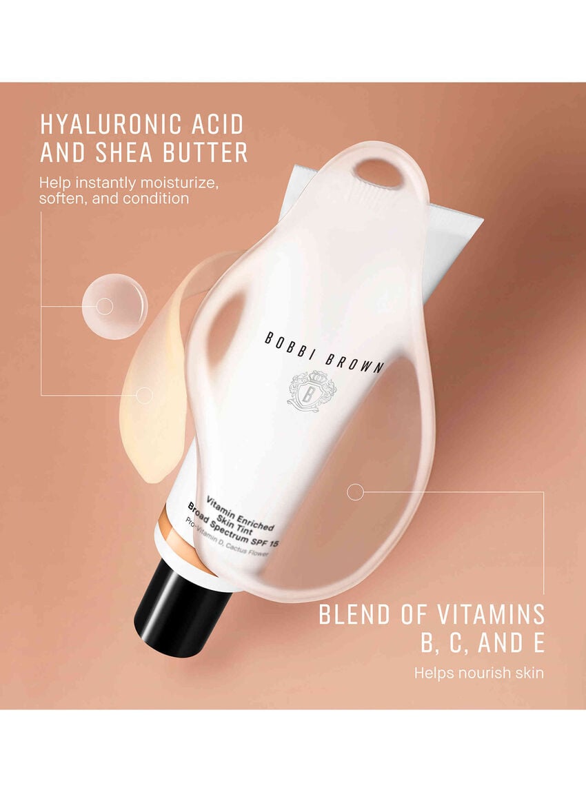 Base Hidratante con color acabado natural Bobbi Brown