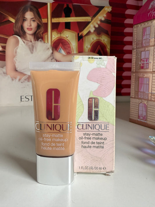 Base Clinique Maquillaje Stay Matte Oil Free Honey
