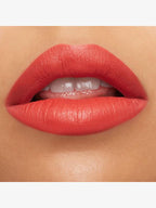 Labial M·A·Cximal Silky Matte Lipstick Tono No Coral-Ation 674 3.5g