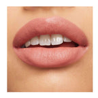 Labial Macximal Silky Matte Lipstick Tono kinda Sexy 3.5g