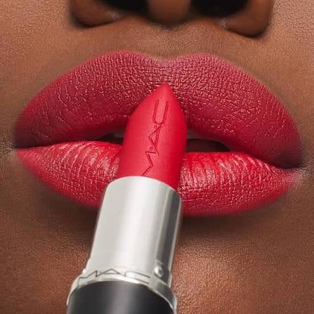 Labial M·A·Cximal Silky Matte Lipstick Tono Ruby Woo 3.5g