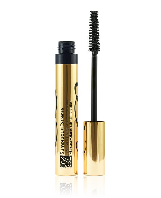 Estée Lauder Sumptuous Extreme
Máscara de pestañas efecto volumen negro